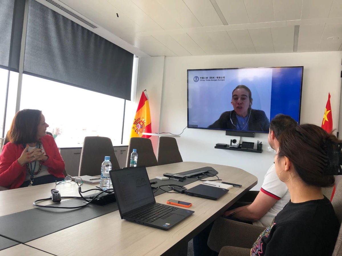 CTGI_2011's tweet photo. #SharedWorlds
Let’s become closer friends!☺️🫶
@CTG_Europe  recently hosted its first workshop on intercultural communication.🥰 Six "Cultural Ambassadors" and over ten international coworkers participated in the event, looking into the work habits, cultures and communication https://t.co/s8riMeTKcs