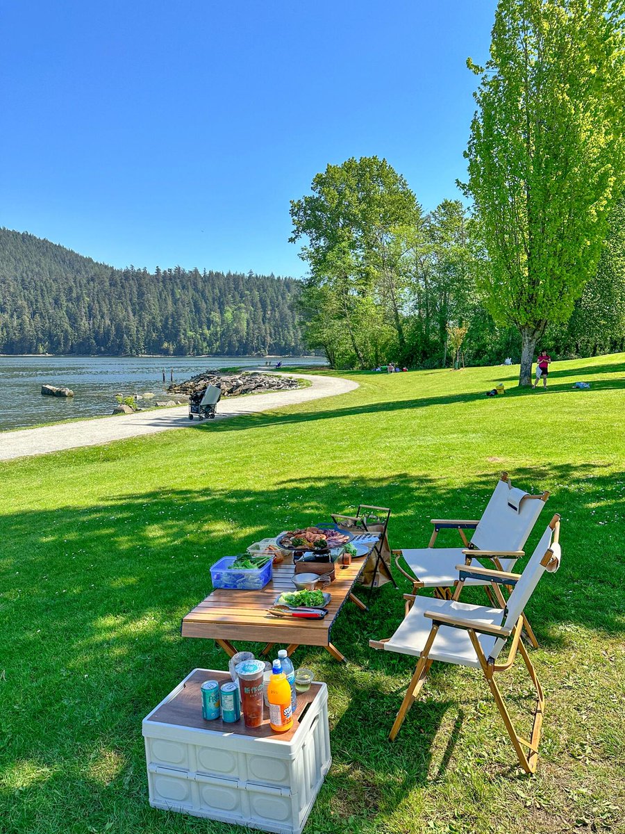khaleedshdefat's tweet photo. What are some good places for camping and barbecue on the beach in Vancouver? https://t.co/CmczHl6EPi