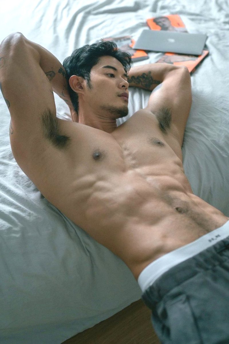 Gregory on X: "Muscular men with hairy armpits and body hair are extra hot.  Checkout this handsome hunk showing off his alpha hairy armpits and  treasure trail 💪🏽 #pitshot #fitnessporn" / X