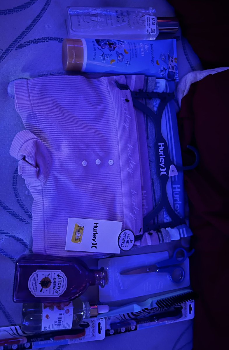 evrybodylvesivy's tweet image. smaller haul from today :) #cleptotwt #kleptotwt #borrowtwt