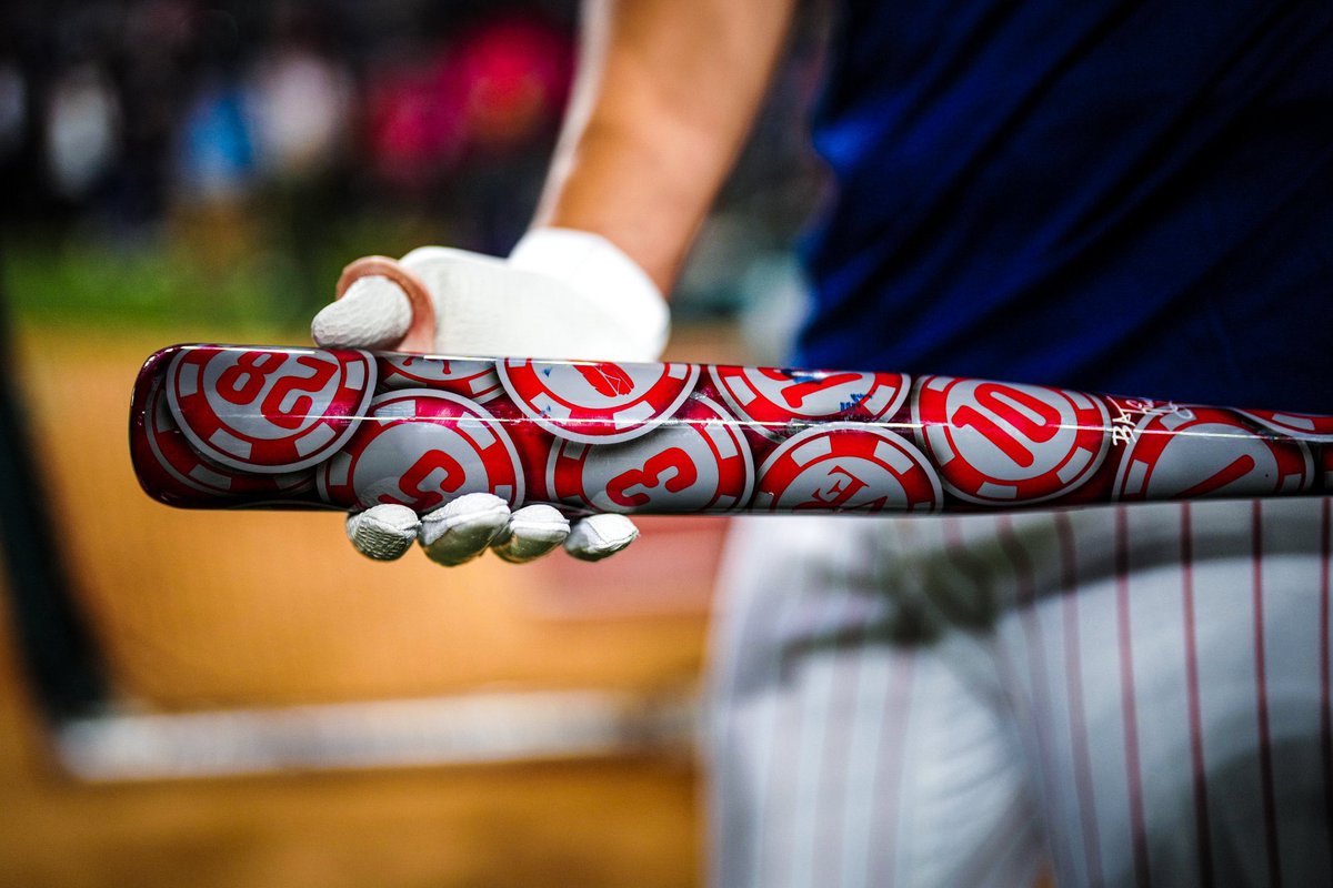 Alec Bohm’s bat tonight has all the numbers of his Phillies teammates on it, as well as a “LOVE” sign: