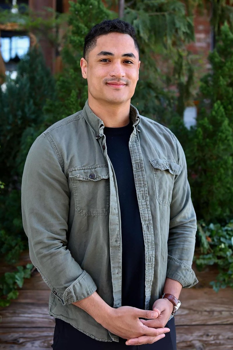 BachSmach's tweet photo. Thank you for your service, Marcus. 

#thebachelorette https://t.co/xPSsYjxMfG