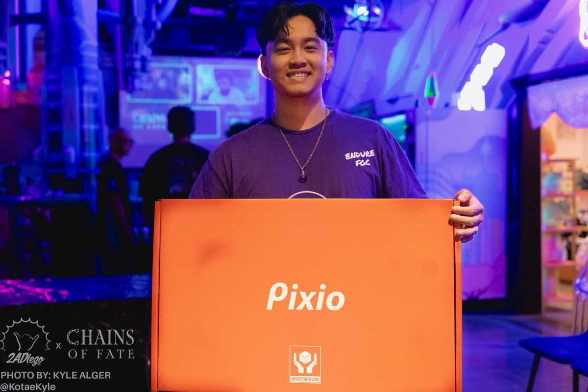 SoCal_SUMA's tweet image. CHAINS OF FATE MONTHLY #2: SoCal's Big Pre-Evo #TWT2024 Dojo 96+ Top 8
🥇(☝️) @Fearofsilence3
🥈@PHDoujin
🥉@Speedkicks
4⃣ @KingReyJr_
5⃣ @AverieyRiB
5⃣ @Jesandy1572
7⃣ @GGL_theJAKEMAN
7⃣ @SamWiddit 

Our lucky @PixioGaming PX257 Prime monitor giveaway winner: 
🍀 @hidetone