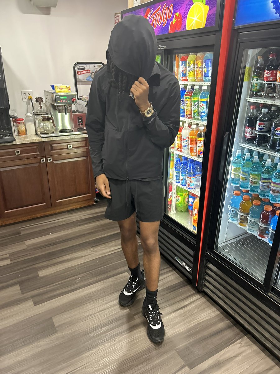 jacbetweakin's tweet image. Trenches favorite 🫶🏽7️⃣ #YCG💙 #COTM7️⃣ #2686💙