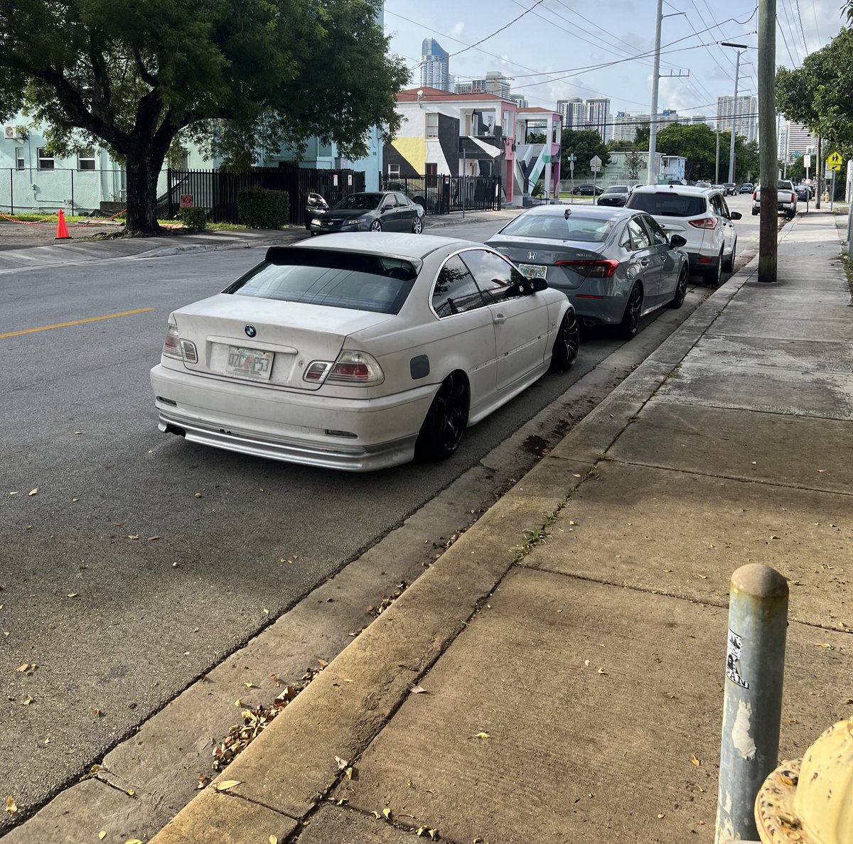 daddyeus's tweet photo. cars👍🏾 https://t.co/XqEVhinpDx