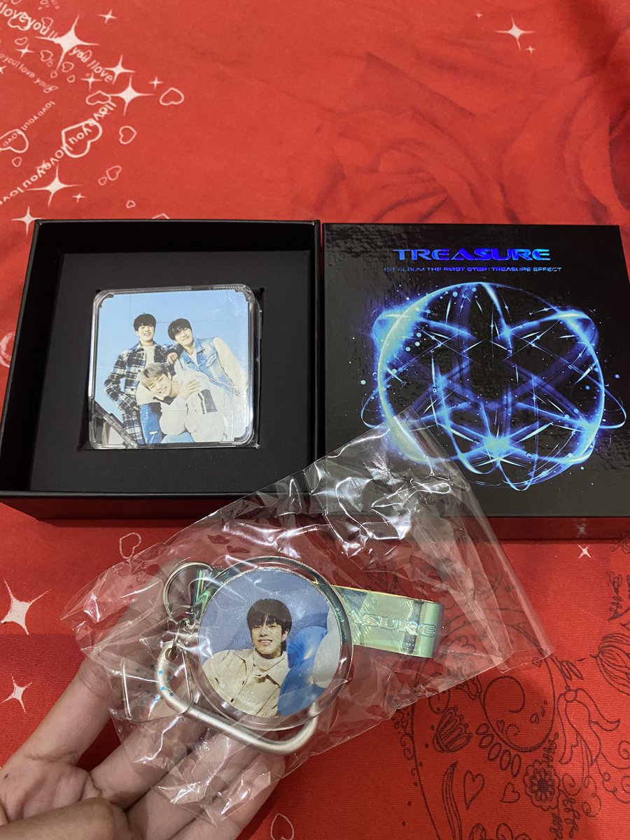 injuniiesi's tweet photo. wts lfb treasure ph
DECLUTTERING SALE‼️

TREASURE EFFECT KIT- 400 pesos
-official and onhand
-unsealed, complete inclusions
-free haruto lightstick POB

DOP: 5 days/prio payo
MOD: jnt only

📍Candelaria, Quezon

Dm to claim. https://t.co/5wZVMbN5Ti