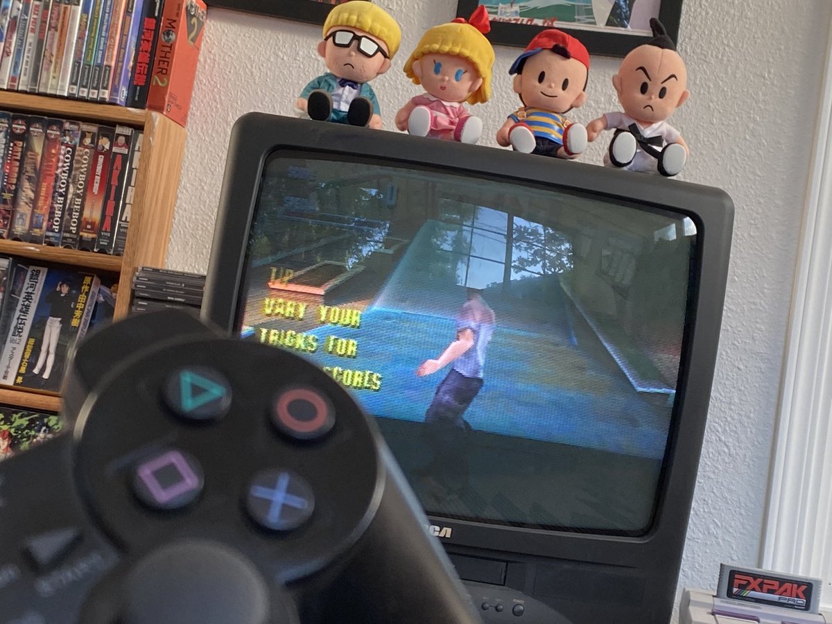 alecrobbins's tweet photo. you can straight up just play tony hawk whenever you want. so easy to forget that https://t.co/FgRthD9tRi