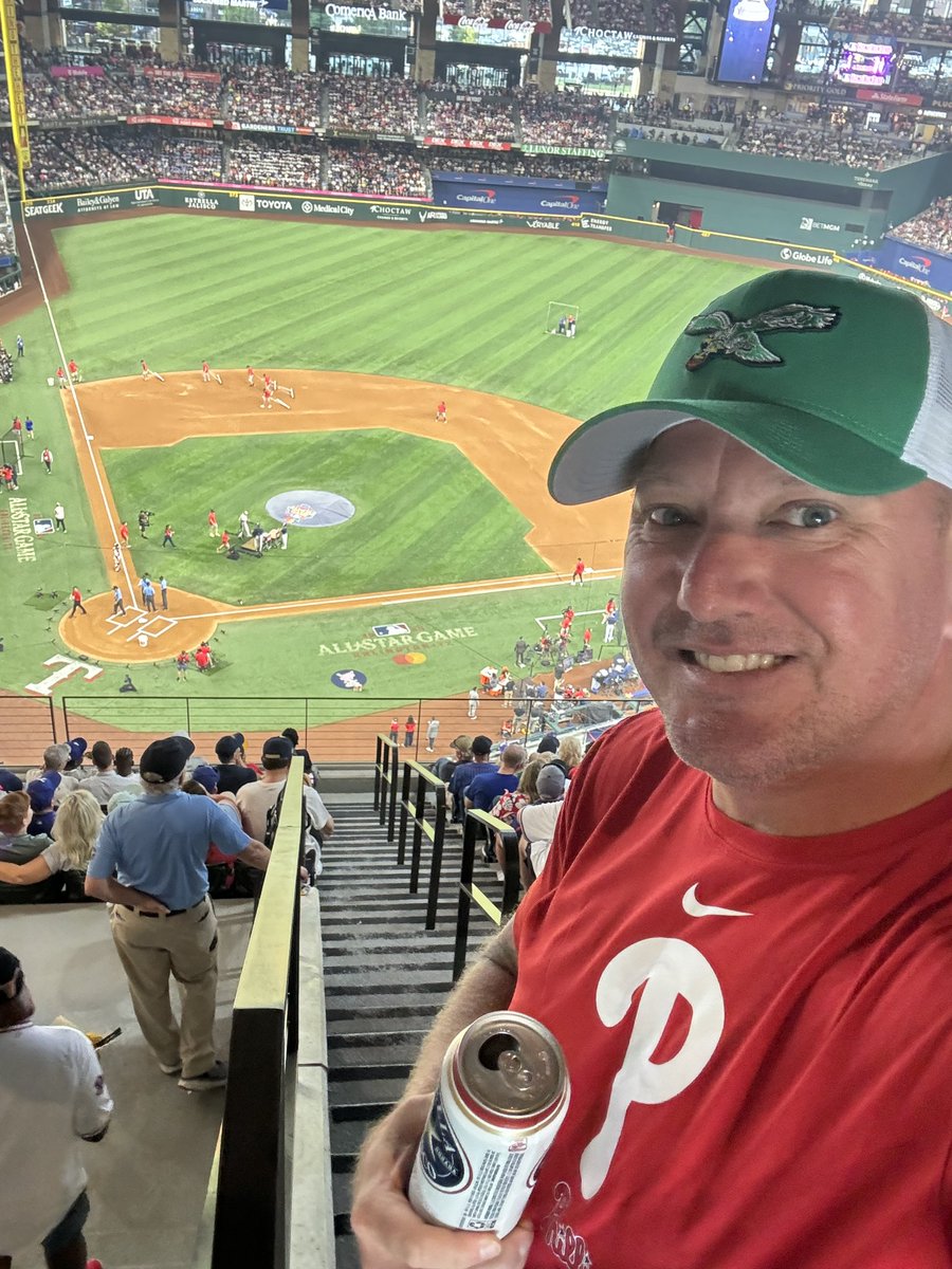 GBrenner68's tweet photo. Out here at the @mlb home run derby  representing for those @phillies plans who couldn’t make it!!! Let’s Go Bohmer💪🏼!!! And why not when in Dallas, Go Birds🦅 Dallas Sucks!! #HRDerby @CrossingBroad https://t.co/LavWnujbr2
