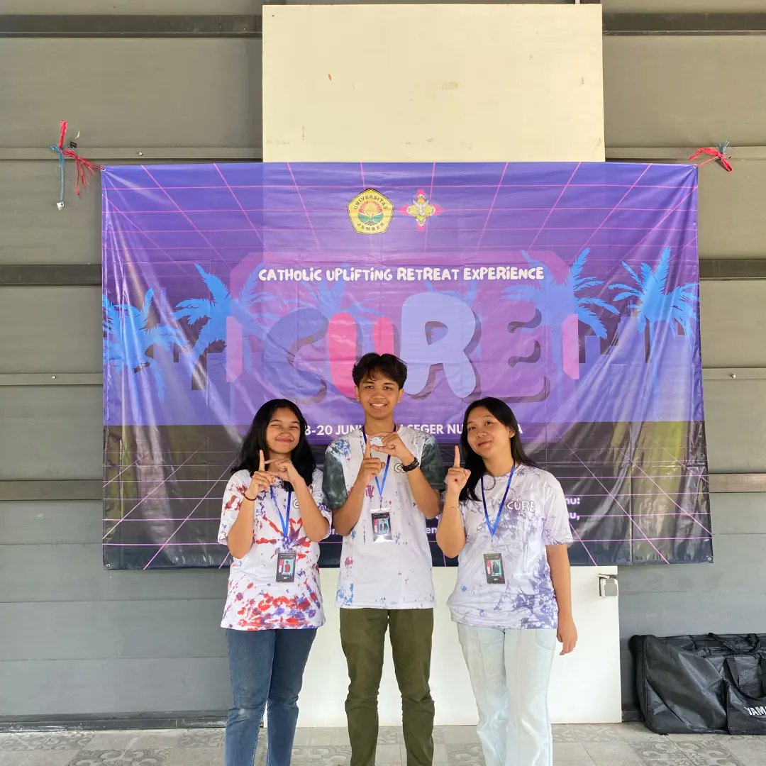 ehcrls's tweet photo. Kegiatan semester 4 bareng anak-anak ukmkk 🩷 https://t.co/cZ1RCW6elC