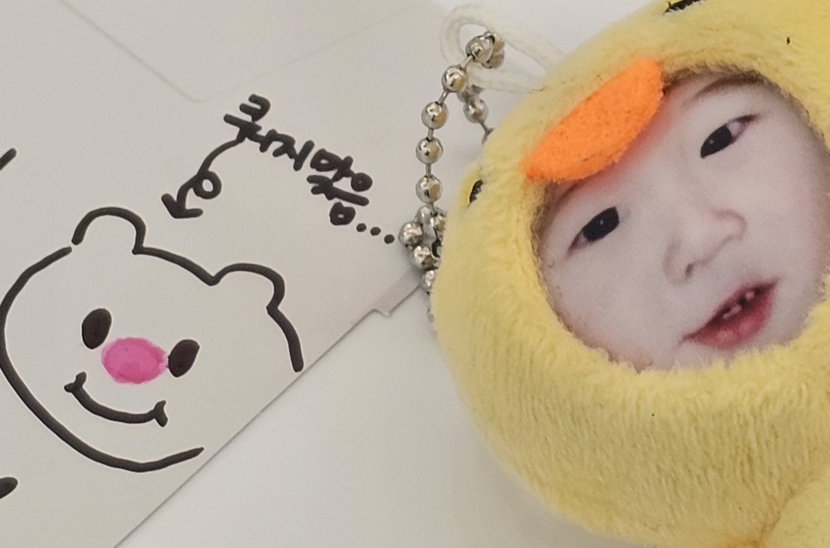 JYunnuYS's tweet photo. 🅷🅰🅿🅿🆈 지후 🅳🅰🆈
지후의 생일을 축하해주려고 생일카페에 놀러갔더니 아기감댜 자만추도하고 귀여운 쿠키도 먹고 생일메세지도 남기고 짱 즐거운하루였습니다💕 앞으로도 어른감댜로 쑥쑥 자라라~ 생일축하했어🫶
#EVNNE #이븐
#박지후 #PARKJIHOO
#SWITCH_OFF_HOO #HAPPY_JIHOO_DAY #박지후_생일카페
#사운드웨이브
