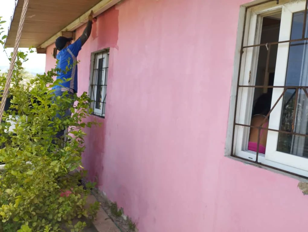 GMBNBT_NE's tweet photo. #15Jul24
Estamos realizando el abordaje de rehabilitación a las viviendas de la comunidad del Parque Bicentenario, municipio Marcano; para el beneficio de 965 familias

#SomosTricolor7nets
#MppopNe

@GRaulparedes @Barrio_Tricolor https://t.co/oyW5yQfSMI