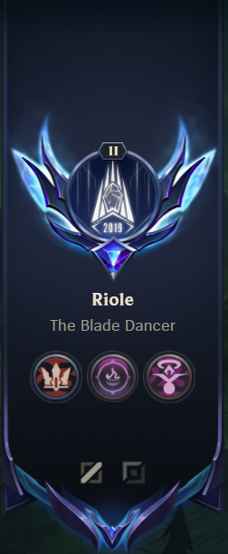 riolleriro's tweet photo. It's her grand day and i'm grinding league :v https://t.co/CQZqaChHC4