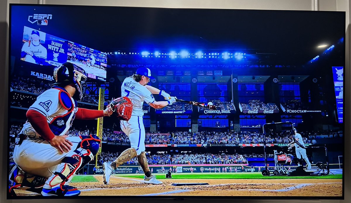 JeffTischer's tweet photo. Let’s go @BwittJr !!!! https://t.co/F2uWS6pLpi