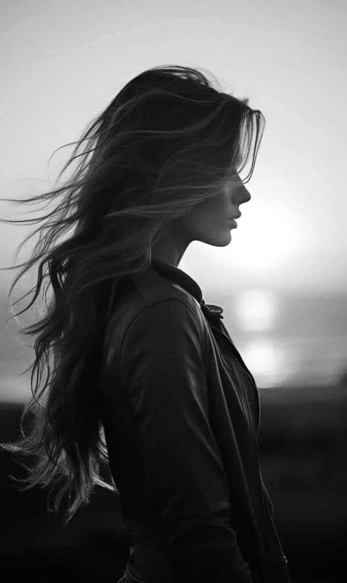 maria0310111519's tweet photo. "Ante mis ojos
tengo siempre
el amor que 
 juntos conocimos"
🌟 https://t.co/2RZLU3ZYsF