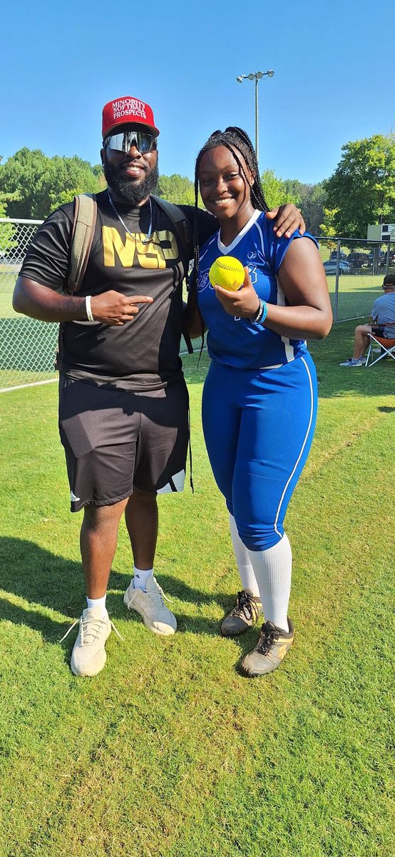 d1thebeast's tweet photo. Mission Complete 🚨💣💪🏾this weekend I reached  my goal of hitting 100 career homers and today I hit the 100th one to seal the deal 🥳🥳 got too see my college coach as well ❤️❤️got one more tournament left and it’s hello senior szn I can’t wait 💛🖤❤️@_CoachMatthews @MSPtakeover https://t.co/mB00sjapyT