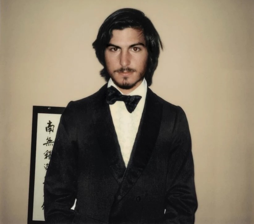 Lessons Steve Jobs wanted to pass on.   

Written right before he died.   

In his own words:  

1.  ON BUILDING A REAL COMPANY:  

I hate it when people call themselves “entrepreneurs” when what they’re really trying to do is launch a startup and then sell or go public, so they