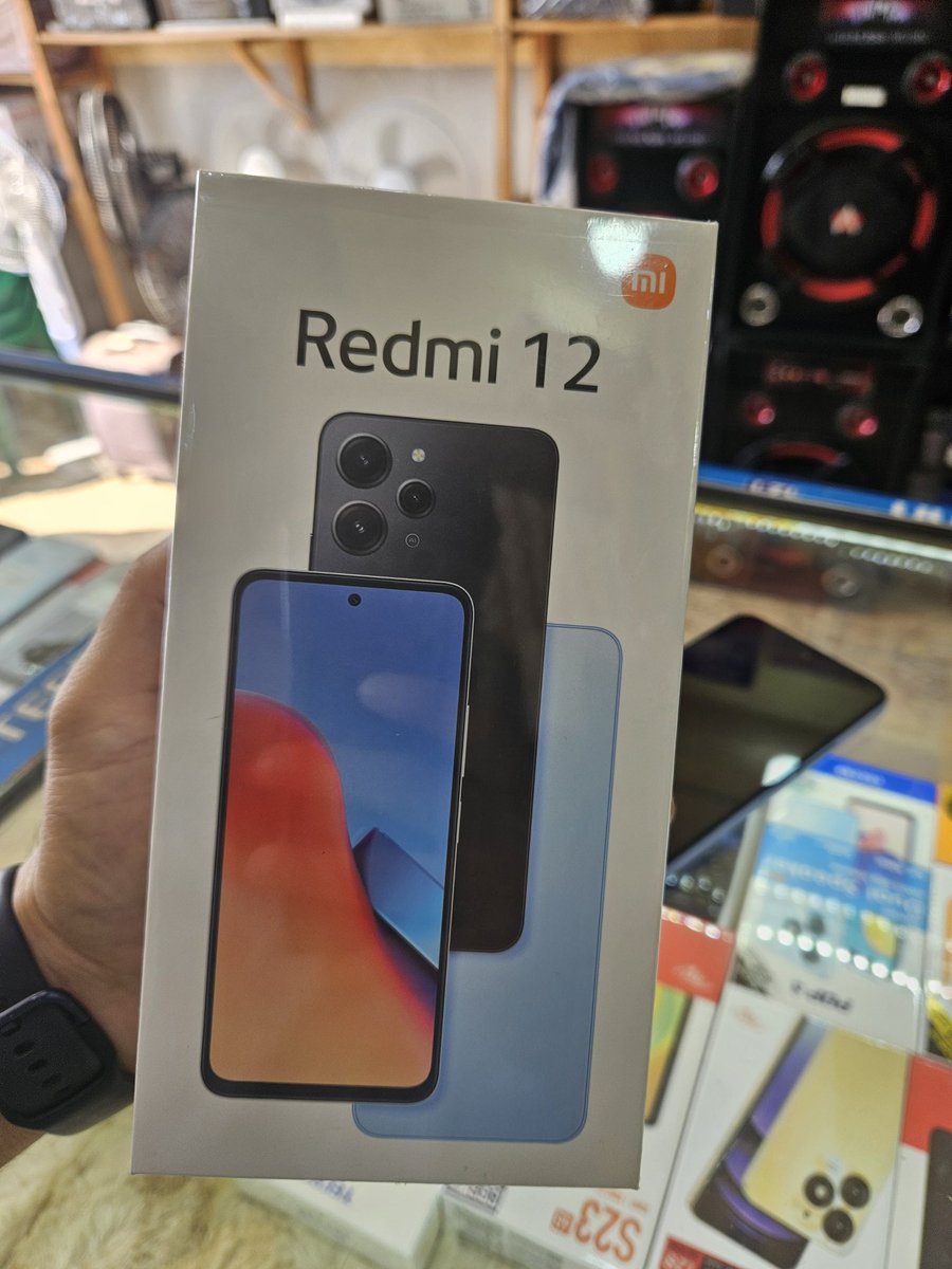 Redmi Note 12 
256+8GB 
Going For : 400,000MK