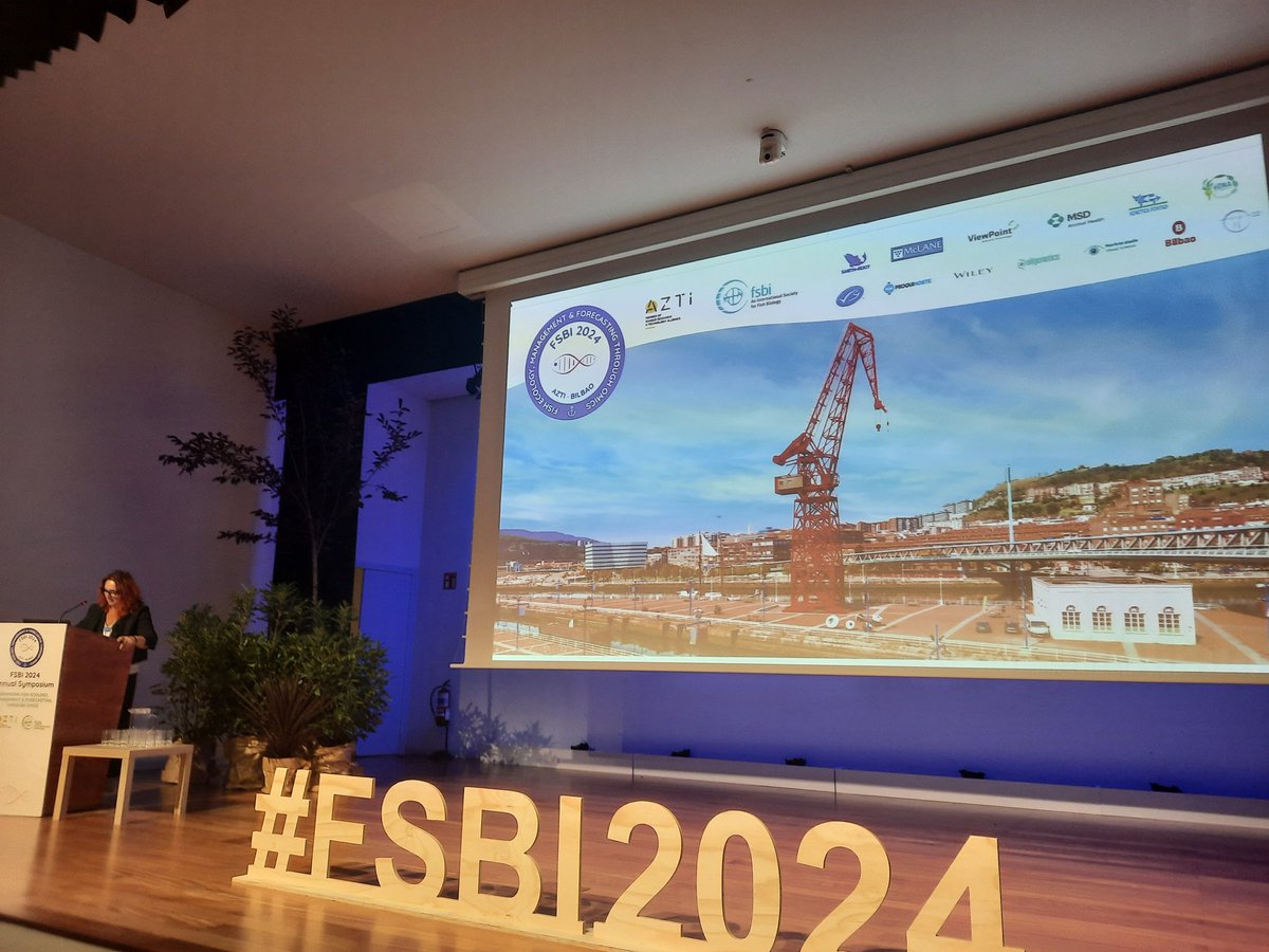 iraide_aa's tweet photo. Opening ceremony of #FSBI2024 by 3 powerfull and inspiring women 🫶🏻🫶🏻🫶🏻 @TheFSBI  president Holly, our convenor @naiara_re  and director @msanturtun from @azti_brta to bring the best scientific level to #Bilbao on #fish🐟, #fisheries 🎣 and #omics🧬 for this week @fsbi_symposium https://t.co/kmZsWIErYv