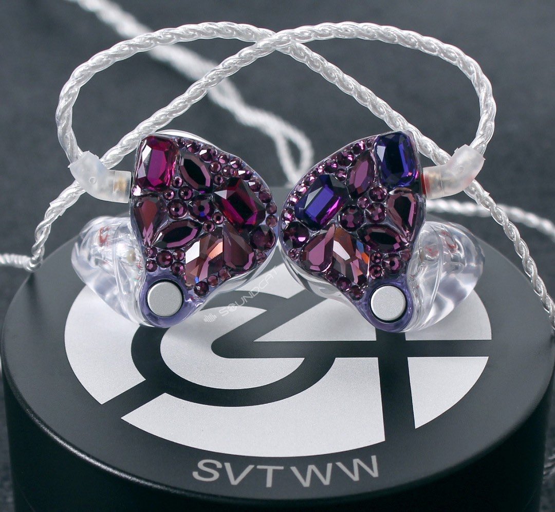 wonubliss's tweet photo. wonwoo’s customized in-ear 💜 https://t.co/vSKQMkSKQE