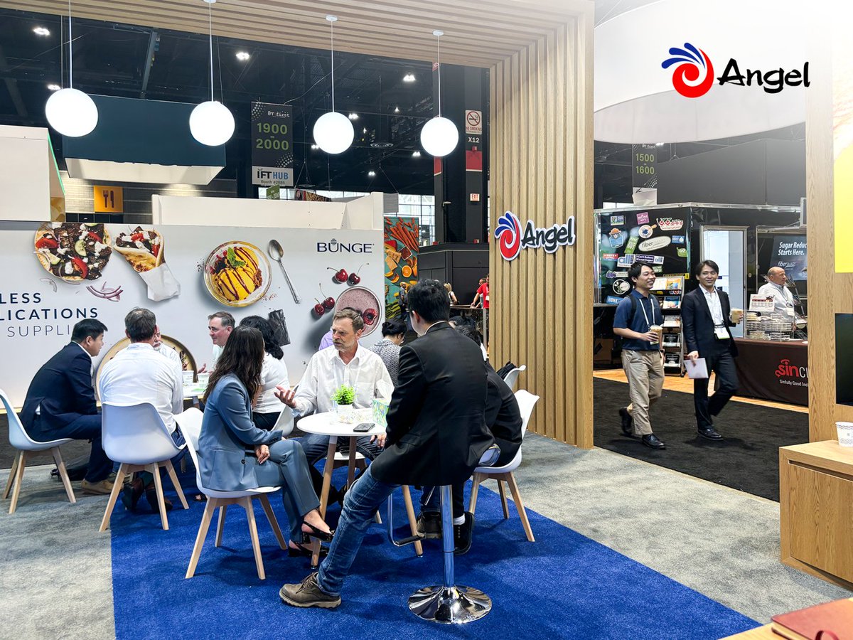 AngelyeastChn's tweet image. Great to meet industry experts at #IFTFIRST2024 in McCormick Place, Chicago from July 14-17! At booth 2017, #AngelYeast featured advanced yeast protein tech in products like the Nougat Protein Bar and high-protein beverages. Experts enjoyed sampling these innovative items.🌱🤝