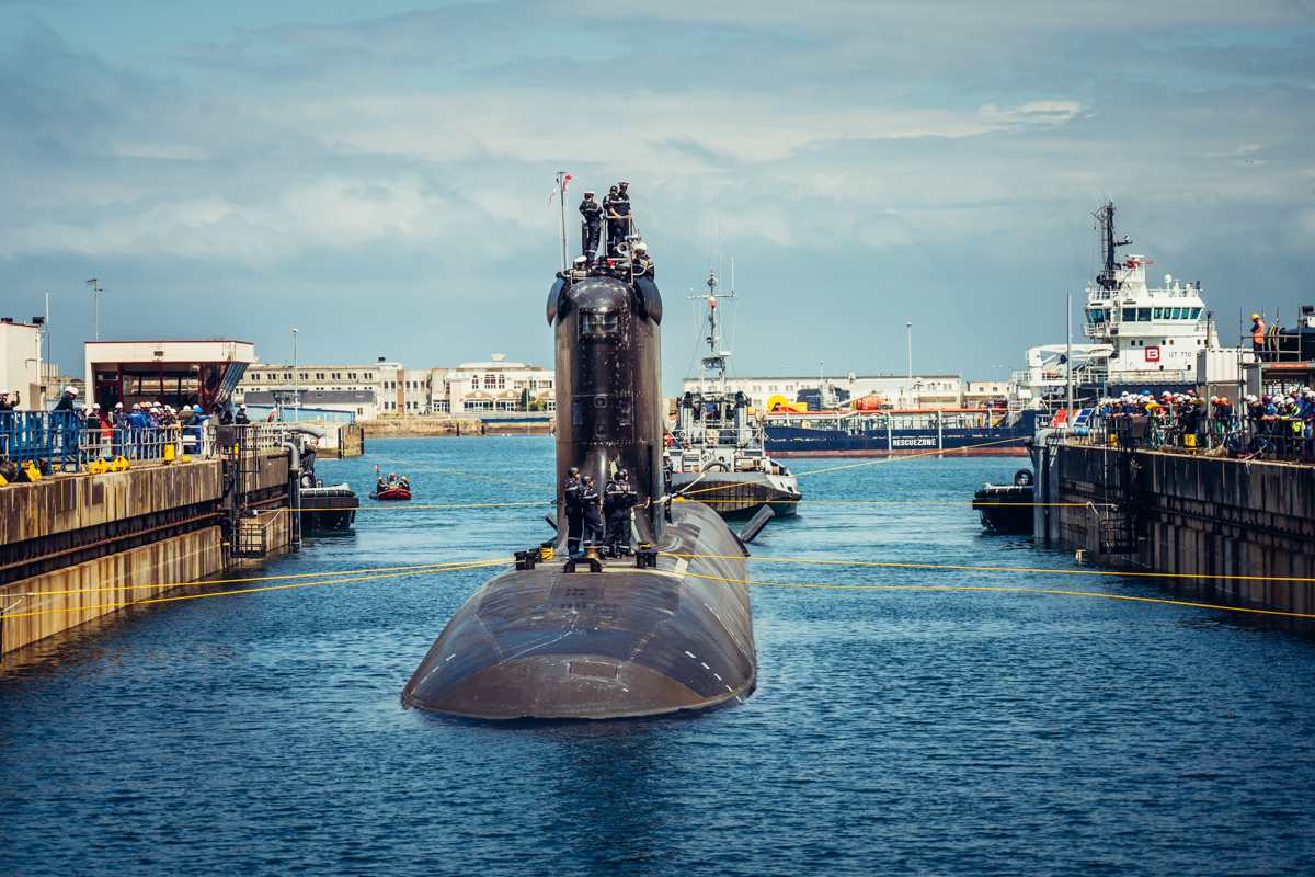 TechnicAtome (@technicatome) on Twitter photo #Défense | Première sortie à la mer pour le #Tourville !
👉Vendredi, le sous-marin #nucléaire d'attaque (#SNA) Tourville, 3ème de la série #BARRACUDA a pris le large !
👏C'est une grande fierté pour les équipes #TA qui ont œuvré pour cette réussite !
#dissuasion <a href="/MarineNationale/">Marine nationale</a> #Défense | Première sortie à la mer pour le #Tourville !
👉Vendredi, le sous-marin #nucléaire d'attaque (#SNA) Tourville, 3ème de la série #BARRACUDA a pris le large !
👏C'est une grande fierté pour les équipes #TA qui ont œuvré pour cette réussite !
#dissuasion <a href="/MarineNationale/">Marine nationale</a>