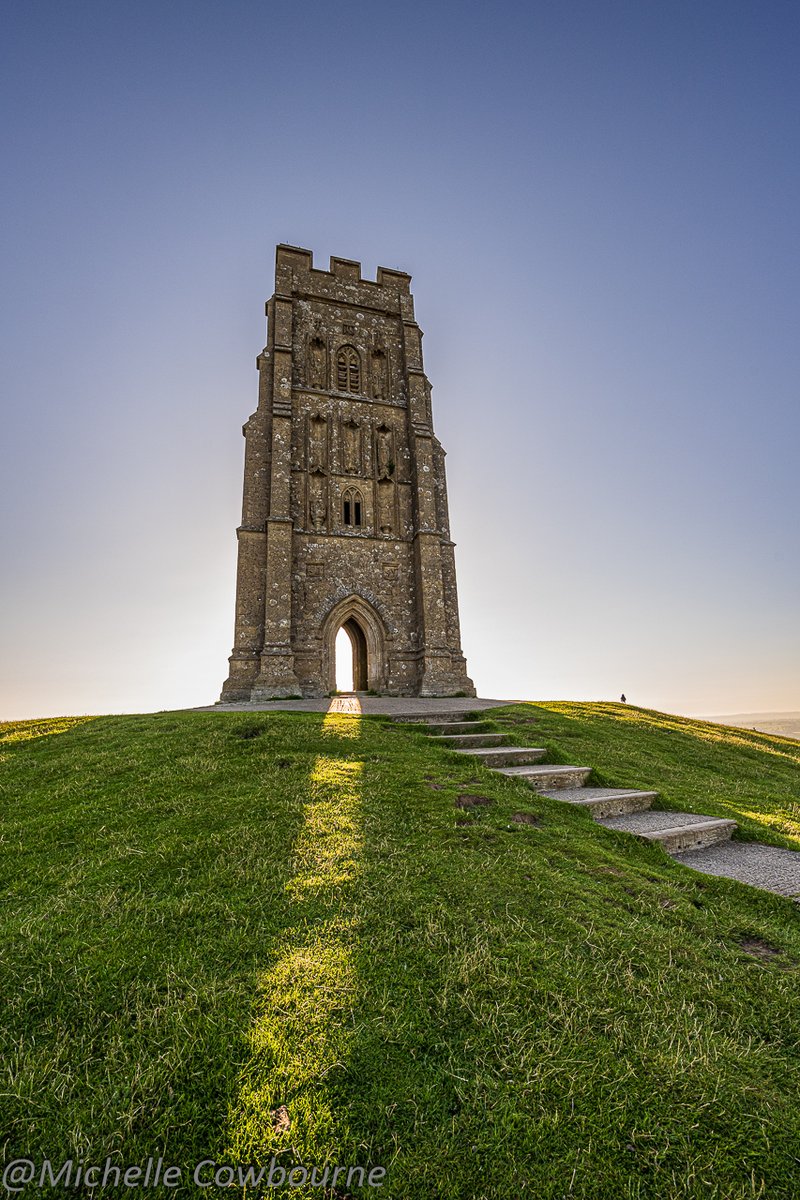 Glastomichelle's tweet photo. All four of these photographs were taken on the 16th July at sunrise here in Glastonbury. 2021, 2022, 2023 and today. All very different images. https://t.co/oTGCm4g68h