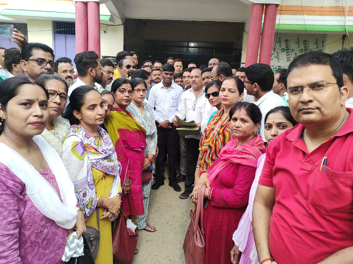 Brijendra Singh Rajpoot (@brijend55117741) on Twitter photo 