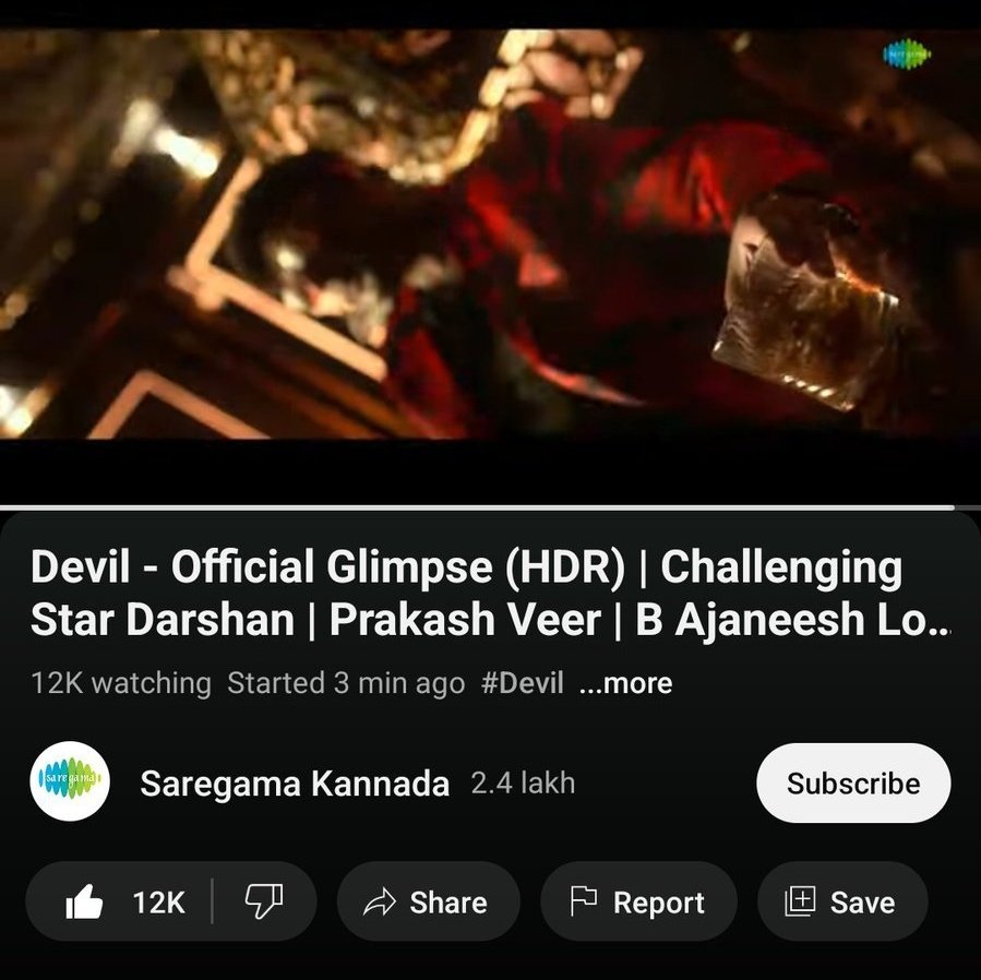 Paarmatma's tweet photo. Know your level kids 🥵👽
Boss movie teaser released at midnight over 12K people were streaming premiere 

#Max Afternoon premier 5.6K views with 5.9K likes 😅

#Dboss #DevilTheHero 
#MaxTheRemakeMovie #KicchaSudeep https://t.co/m9taCx1CS7