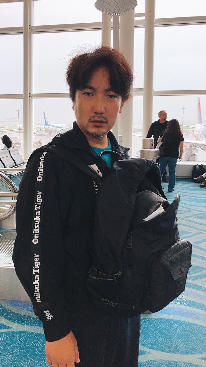 papatiwawa's tweet photo. 鋭い眼光の男が一人。
みんな安心してくれ。 https://t.co/7sx9HHxtSR