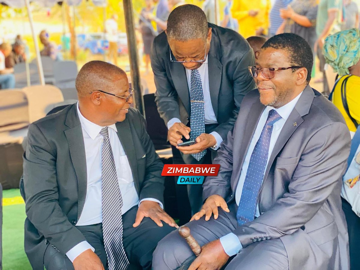 simwindelc's tweet image. 2024 sellouts

#sellouts of the year. We will never forget these goons who sold our struggle to our erstwhile enemies only for freebies.