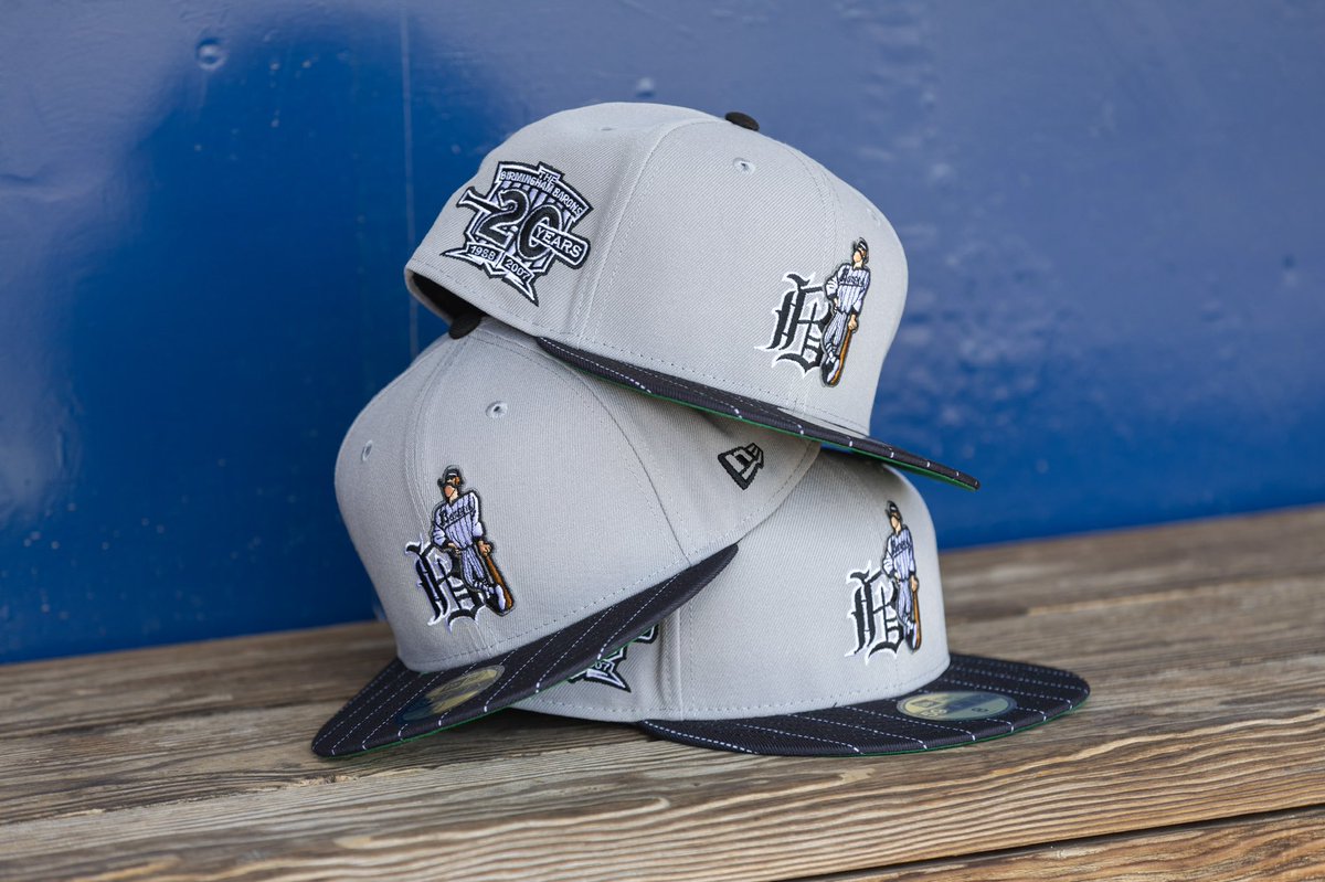 C_SMOOTh_12's tweet photo. Designed my 1st 🧢 w/ the @BhamBarons for Michael Jordan’s 30th Anny of playing for them. Inspired by the jerseys they wore when he played in ‘94 (the year I was born) &amp; the 1st Barons’ Jordans that released in ‘08. https://t.co/6zBmjol4Xv