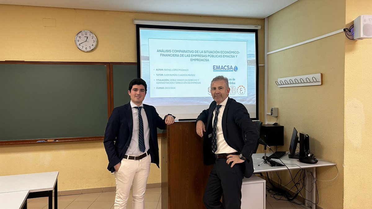 juanrcuadros's tweet photo. Esta mañana el alumno Rafael Lopez está presentando su TFG “Análisis comparativo de la situación económico financiera de las empresas públicas @emacsa_es y Emproacsa” . @BernabeuAuditor @JA_GomezLimon @LolaGuerreroB https://t.co/NKPMWMTD5k