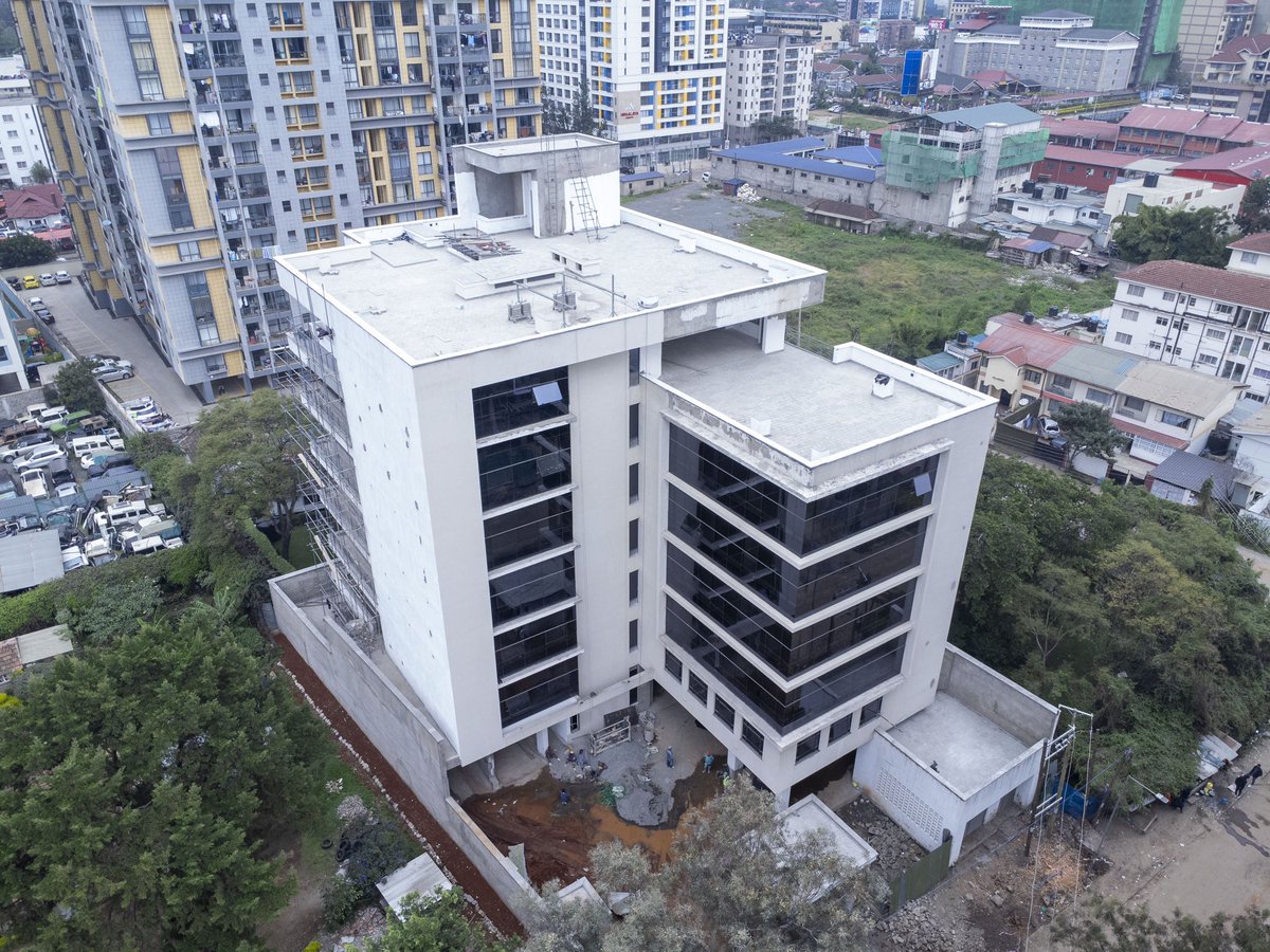 castleandclay's tweet photo. Kilimani 41,000 sq ft Commercial building For Sale.
Available at a pre-completion price of Kshs 590,000,000.
Ideal investment for 10%+ annual returns.
Great location for a single use/occupant organization/corporation HQ.
Building ready by September 2024 #invest #realestate #Kenya https://t.co/WkQC5cc5ID