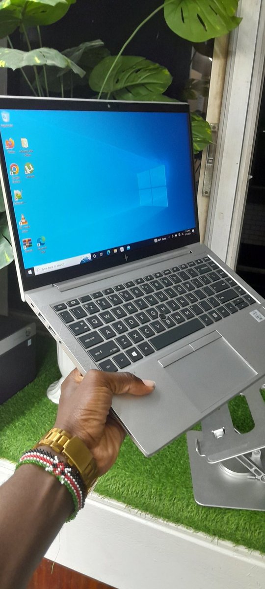 Flamotechcomps's tweet image. Deal of the Day!!
Hp Elitebook 840 G7
✅️Intel Core i7
✅️10th gen
✅️16gb ram
✅️512gb ssd
✅️Touchscreen
📍Available at kes 65,000
☎️ 0740792312
waiyaki way Thika Road #Maandamano Eldoret Kitengela #RutoMustGo Ford Foundation Aura for Aura