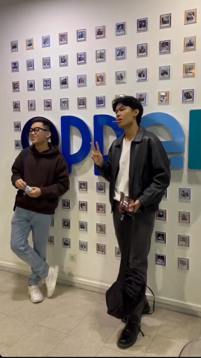 HITSRec's tweet image. @realsamuelcipta dan @RajaGiannuca udah siap banget nih! tungguin keserian Trio Senandika yaa! 🔥☀️ #nuca #samuelcipta