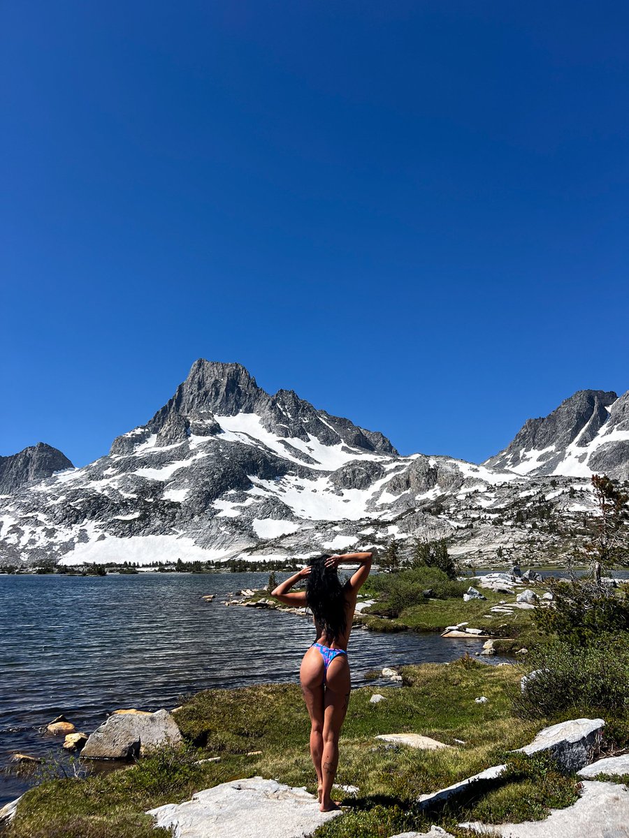 Mountains are my therapy, and they don’t charge by the hour.
#mountains #natural #outdoors