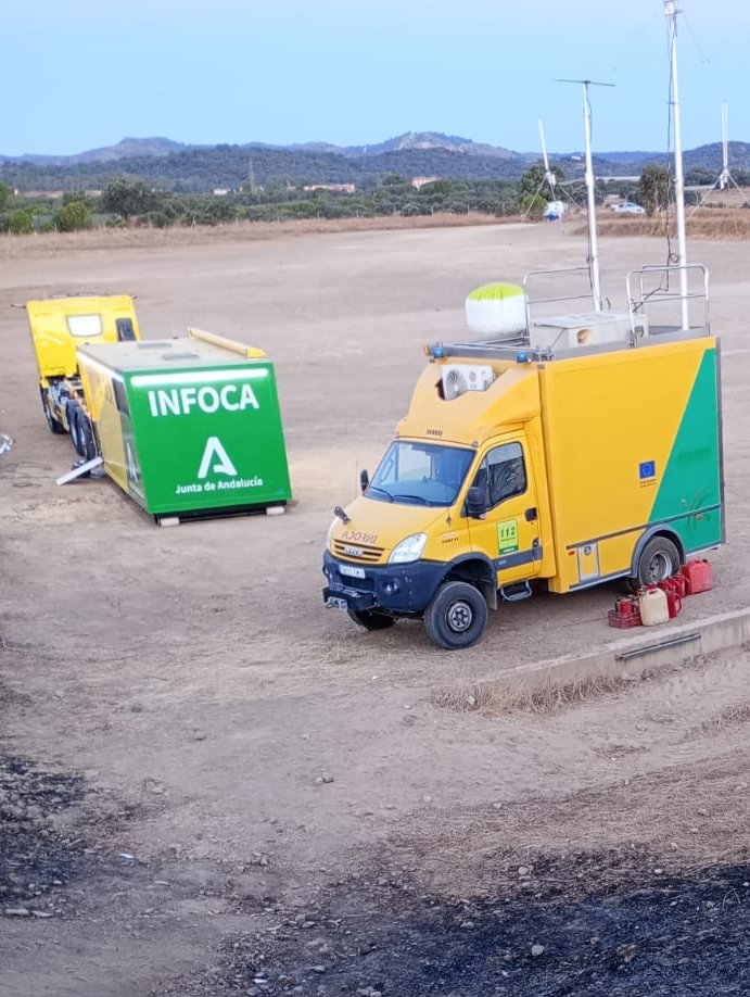 Plan_INFOCA's tweet photo. 🛑#IFObejo2, ESTABILIZADO.
⏲️ 09:48 h

MEDIOS:
🚒 2 autobombas
👨‍🚒 25 bomberos forestales, 1 técnico de Operaciones y 1 agente de Medio Ambiente.

▶️ Sin frentes activos, los trabajos se centran en enfriar las zonas calientes que puedan existir dentro del perímetro.

📷 PAIF https://t.co/j1dbV7zXmE