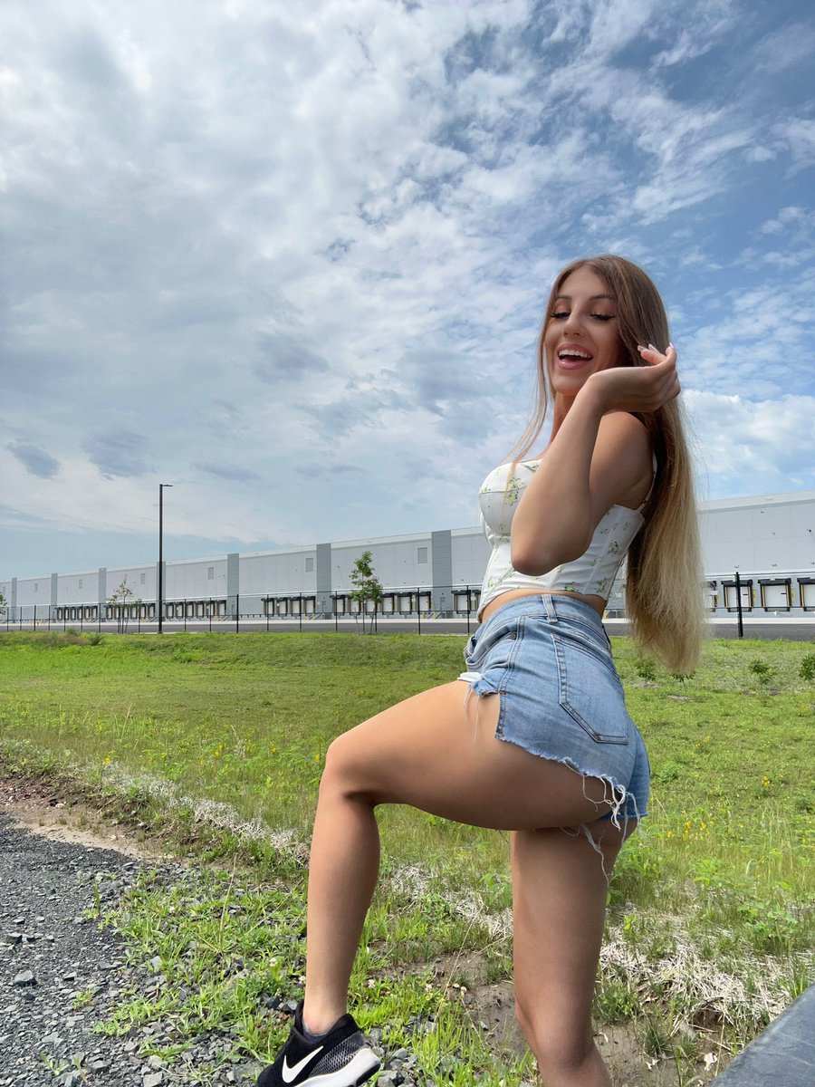 kaayleee8's tweet photo. https://t.co/S8PEBuVkHB