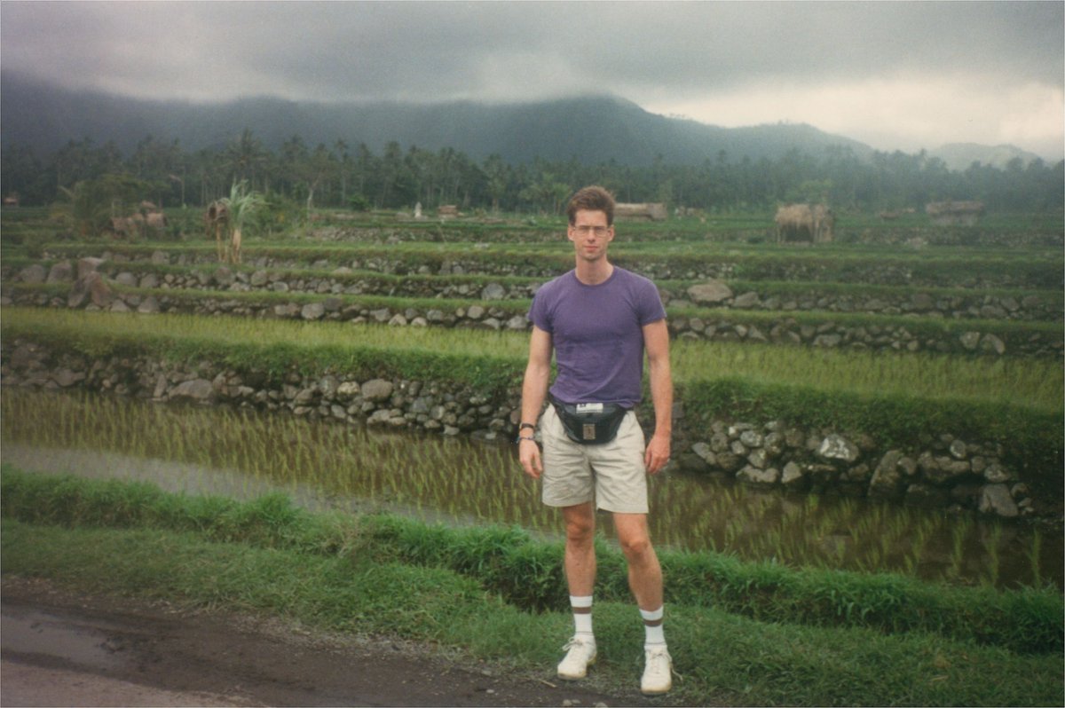 GlobalFastFit's tweet photo. The founder of #globalfastfit, John Groom has been globetrotting since his youth leaving a mark in many countries. Here's an overview of his first visit to Bali in 1988 and the mark he left there. https://t.co/WNJAedbDnw