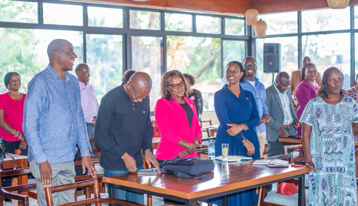 RCUpperKololo's tweet photo. Connecting, sharing, and inspiring each other to make a difference in our community, every week! 

Do join us every Friday, 1:00pm at Roza Dymz ~ Kololo, as we work together to create positive &amp; lasting change.

#RotaryClub 
#UpperKololo 
#ServiceAboveSelf https://t.co/zmWVHZemWR