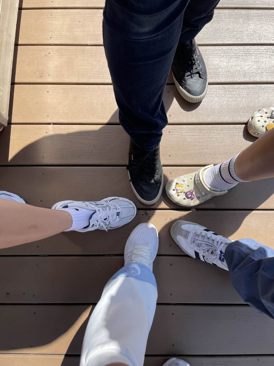 strxwberrykat's tweet photo. #InsideVGI summer offkai 😎 https://t.co/n3d70IBRkI