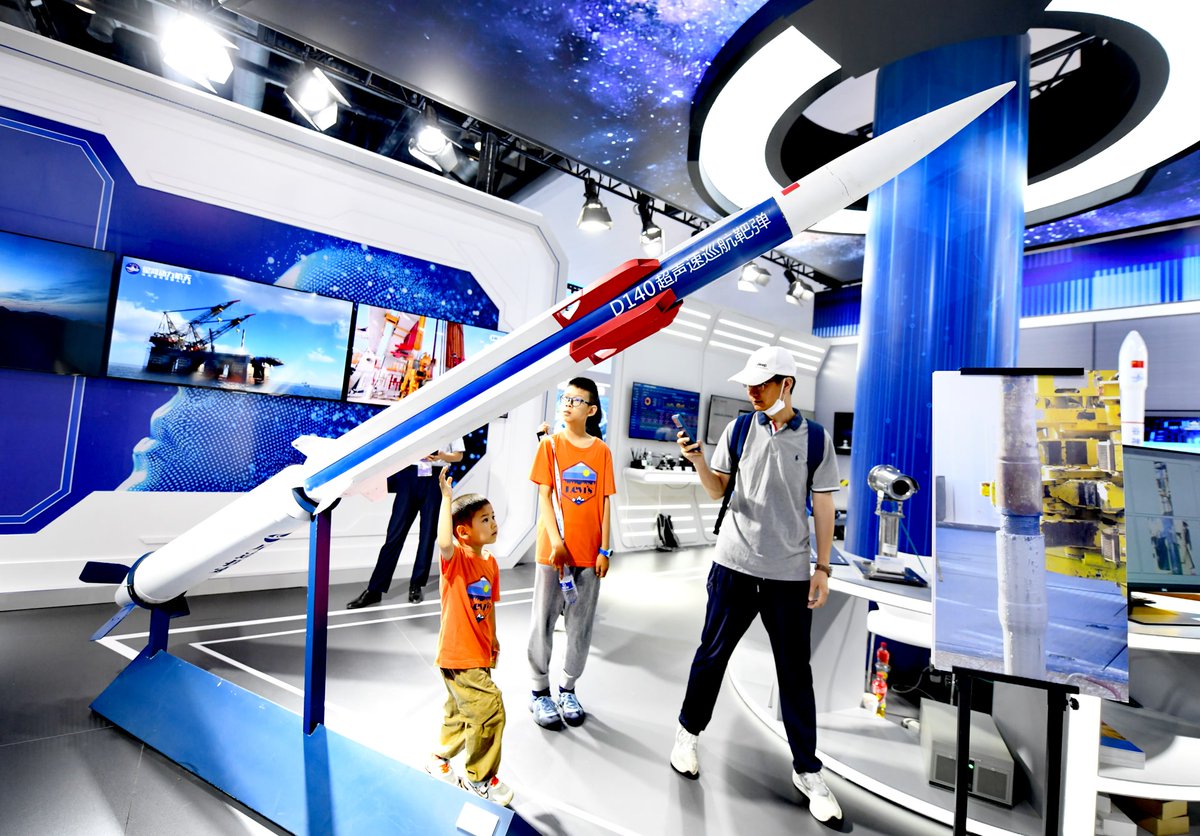 BeijingEvening's tweet photo. At the 26th China Beijing International High-Tech Expo, many new technologies and products were unveiled, showcasing and promoting scientific and technological achievements in future industries. #China #bejing #CHITEC #science #technology #innovation https://t.co/j7XKc6yynn