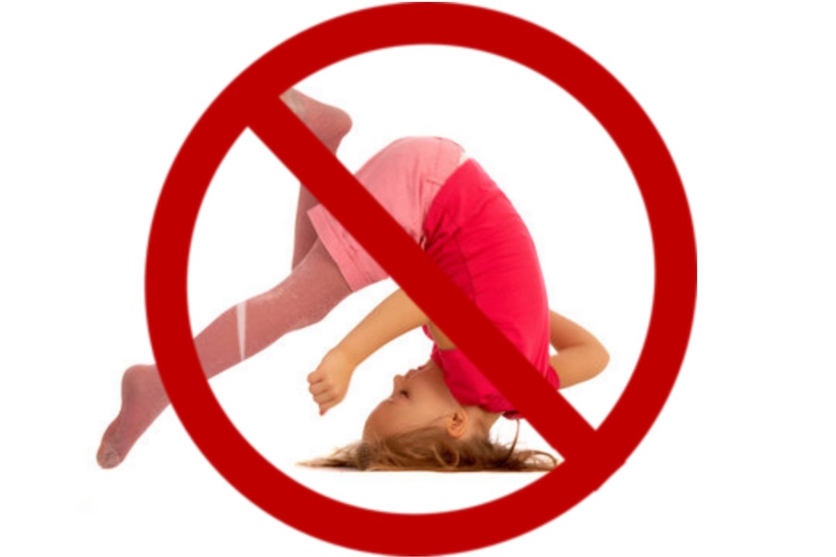 FarmoraFae's tweet photo. NO SOMERSAULT ALLOWEDπ€¬π€¬π€¬π€¬π€¬π€¬π€¬ππππππππππππ«΅π«΅π«΅ #rules #nosomersaults #brookedidthis #HELPME!! #roll #notallowed #peepeepoopoo https://t.co/CUviRCHt34