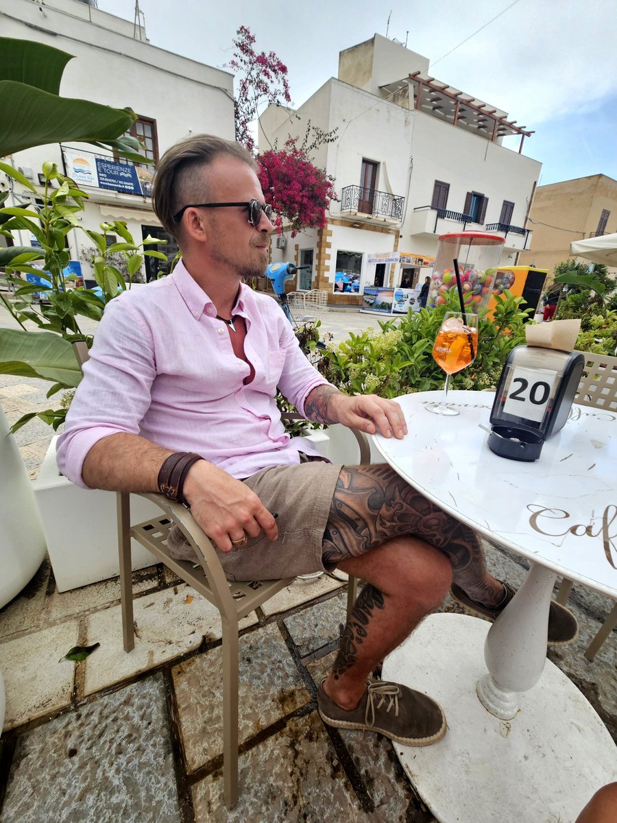 4ever2gethernes's tweet photo. Together we discover the world
#Sicilia #sicily #Italy #SummerStyle #couplegoals #aperoltime https://t.co/jtD5IZZTIq
