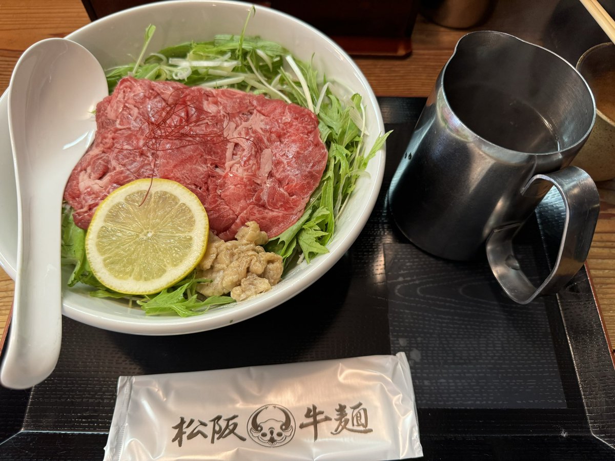 DonaldPubg's tweet photo. 久しぶりのラーメン🍜 https://t.co/04kDZyibWT