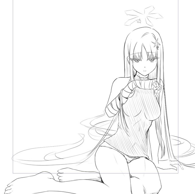 ナグサのぴっちり黒インナーに想いを馳せています。馳せ過ぎていると言っても良い。