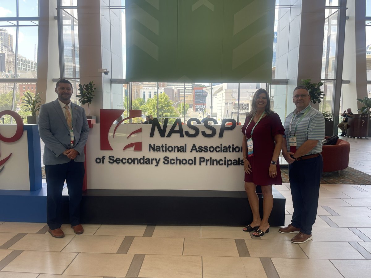 AmyMarek2's tweet photo. Excited to be here at this conference.  @NASSP @The_AAEA @ARprincipals https://t.co/NU92pqfYMN