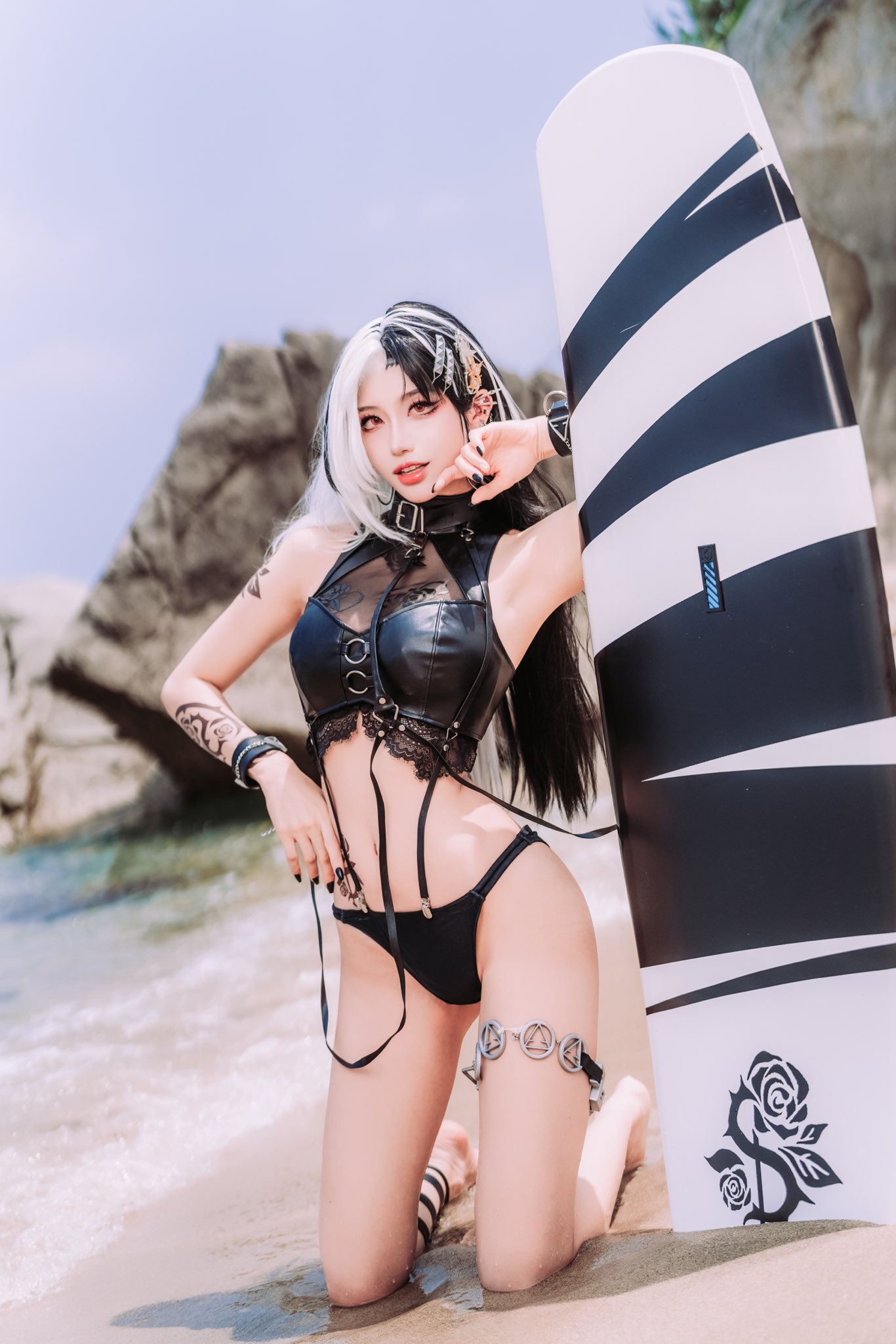 NIKKE ロザンナ　水着　コスプレ Amazon.co.jp: 【AGOS】「ウィッグ 、靴追加可 」勝利の女神