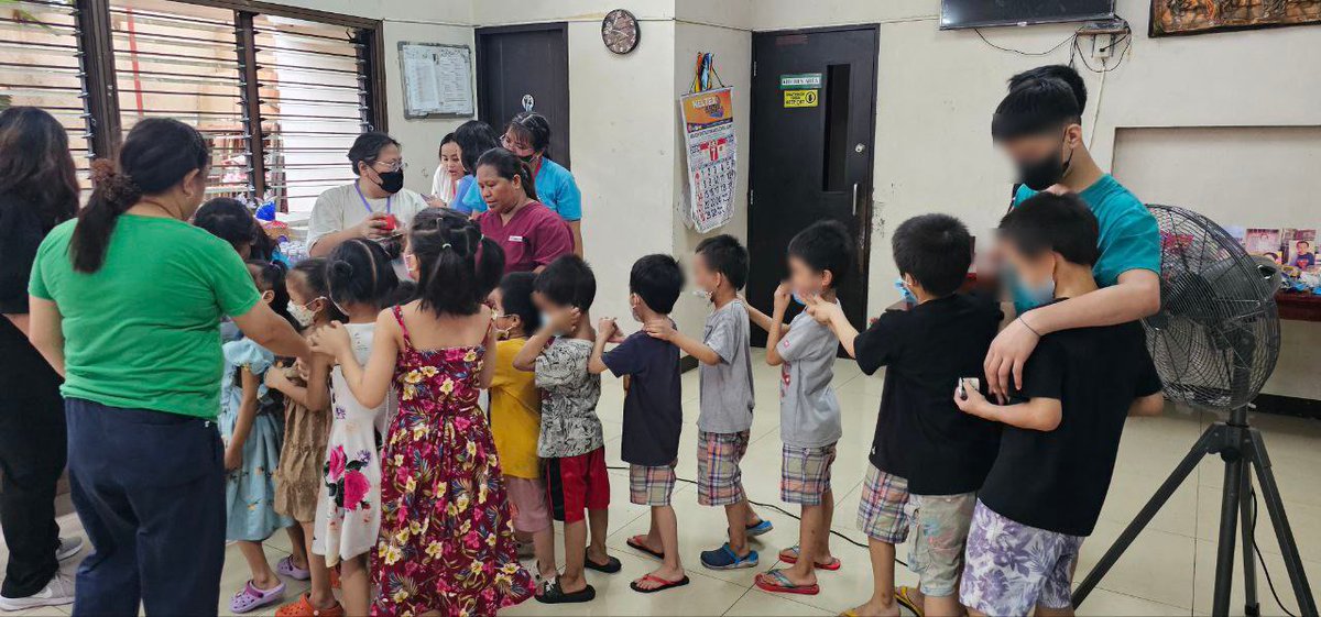YangstownFam's tweet photo. "BE YOUR OWN BOSS CHARITY EVENT"😎

In celebration of YANI's birthday, we organized a charity for kids in the TAHANAN NG PAGMAMAHAL orphanage. Our hearts are so happy for this event because we saw that the children had a lot of fun.

YANI DAY
#BeYourOwnBossDay
#YANIDAY https://t.co/jcGYAe7ZXU