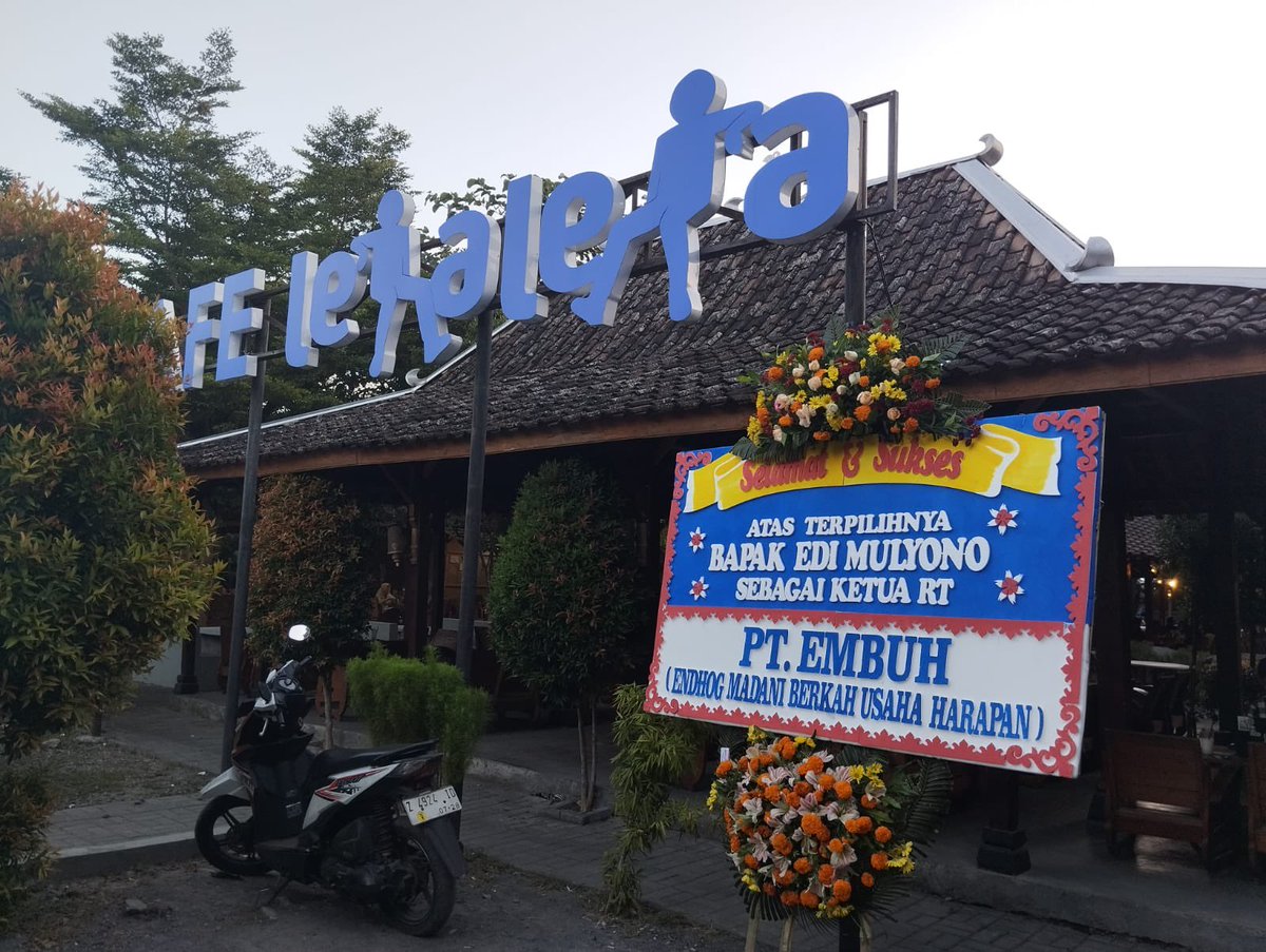 iBayem's tweet photo. GIFWE HARI KE TUJUH

Sebagai rasa syukur atas sahabat yg mendapat amanah sebagai Pengayom tingkat RT.

Syaratnya ritwit &amp; reply dgn doa utk Payai @edi_akhiles

saldo DANA @100k untuk 2 doa terbaik.
malam ini akan diumumkan pemenangnya 🙏 https://t.co/otnWNpKXoW